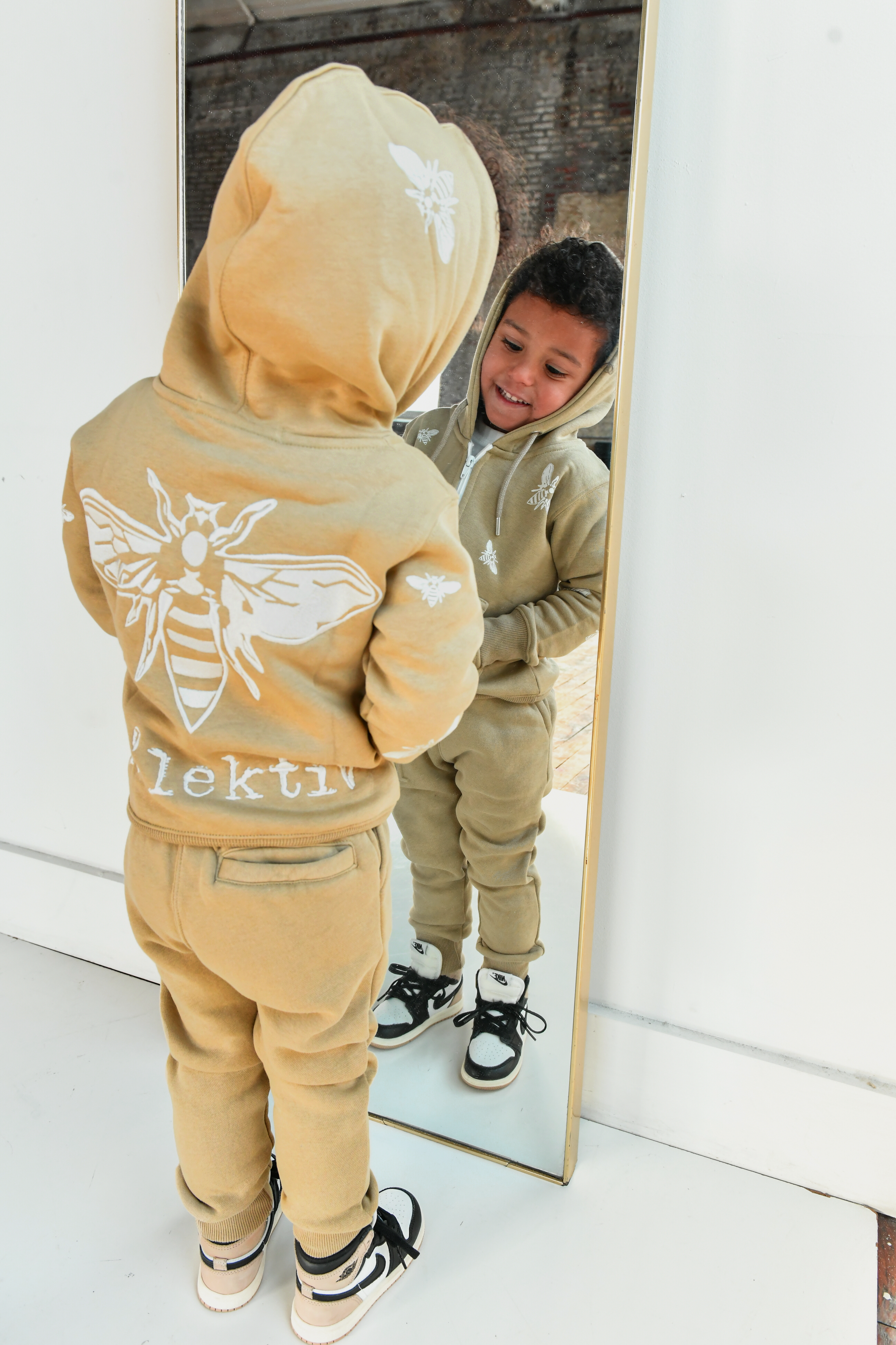 Kids' Pale Gold Hooded Sweater With Embroidered Bee's