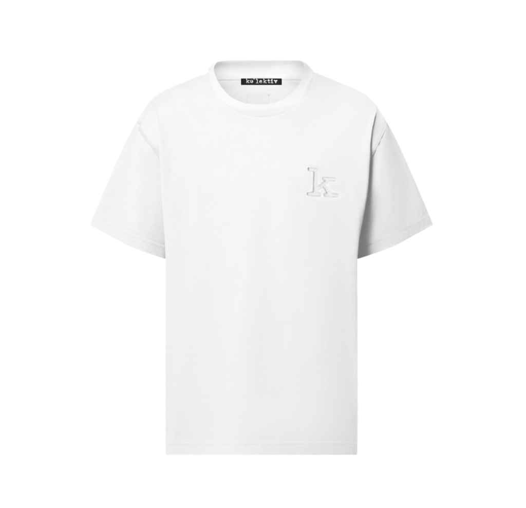 Kid's all white tee with big bunny head on the rear