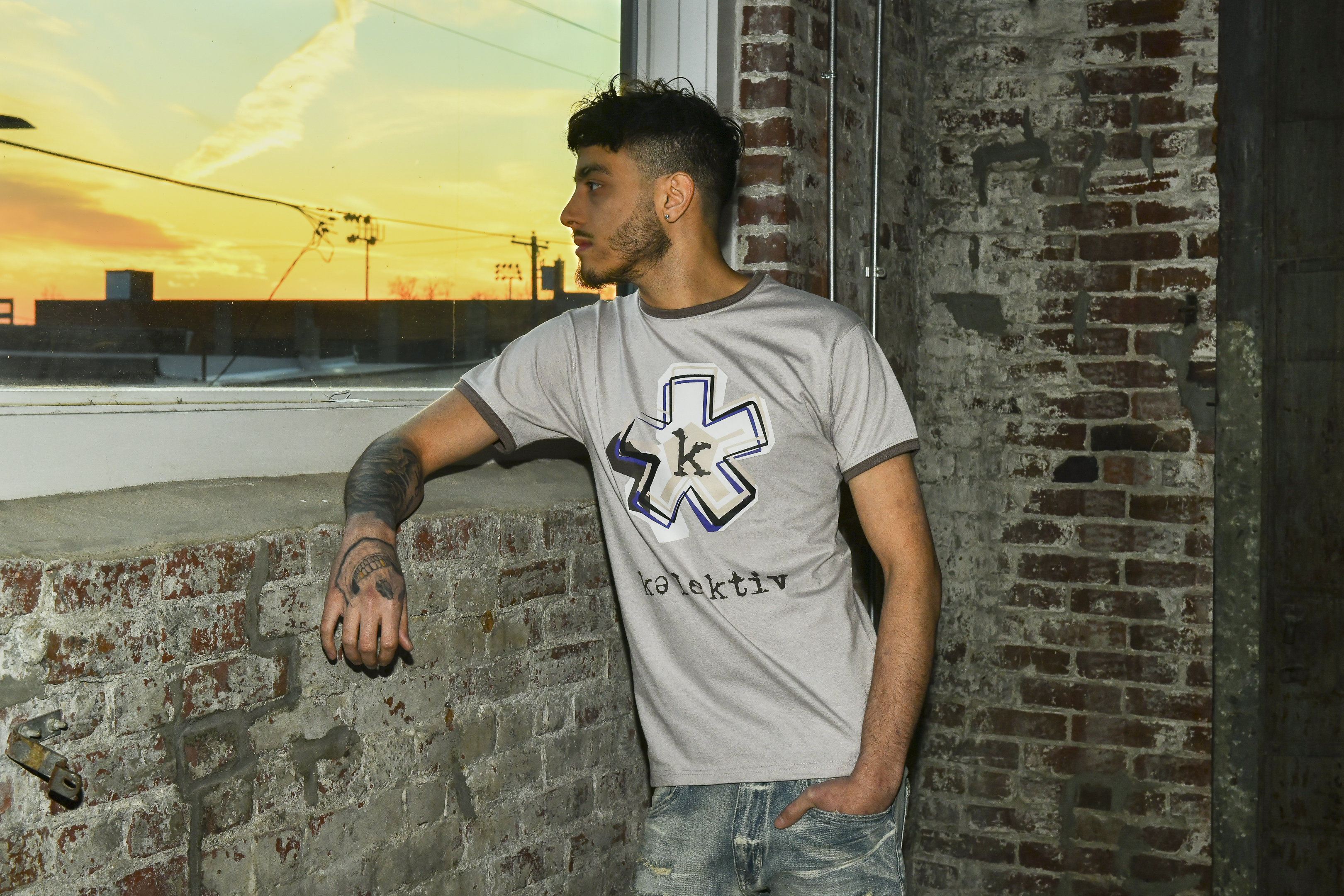 Adult Shirt Tan With Asterisk Print