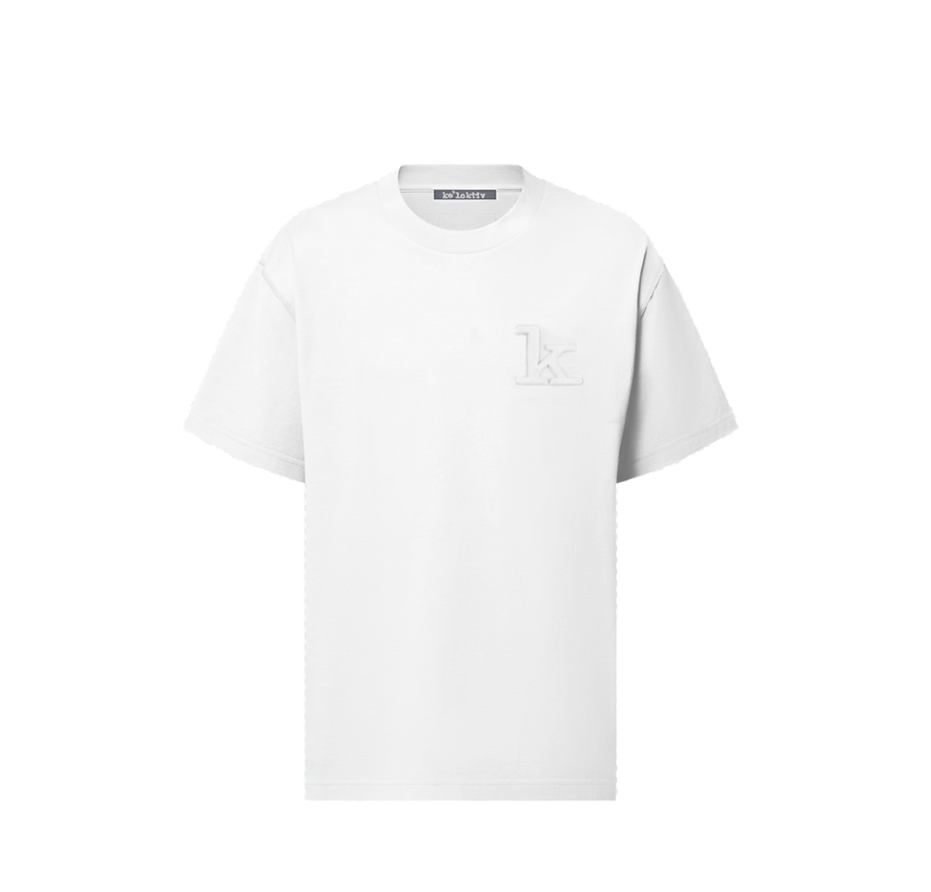 Kid's all white tee with big bunny head on the rear